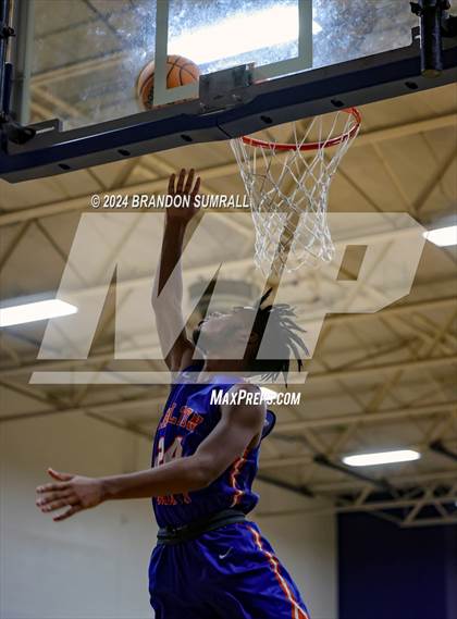 Thumbnail 1 in Chilton County vs Thorsby (Chilton County Tournament) photogallery.
