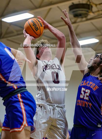 Thumbnail 2 in Chilton County vs Thorsby (Chilton County Tournament) photogallery.