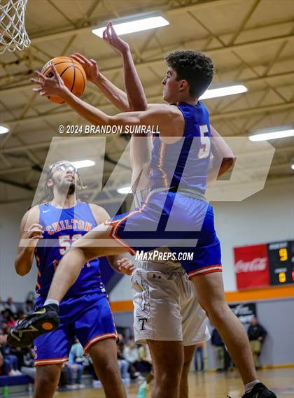 Thumbnail 1 in Chilton County vs Thorsby (Chilton County Tournament) photogallery.