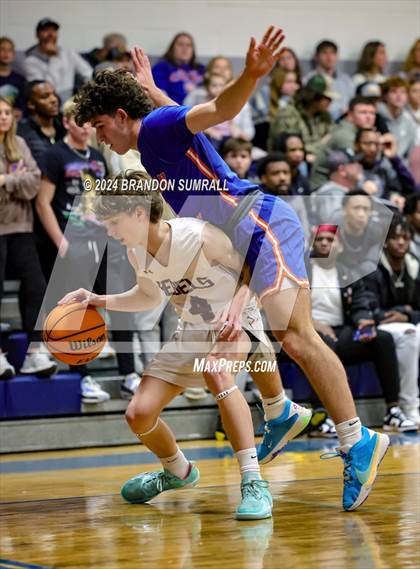 Thumbnail 1 in Chilton County vs Thorsby (Chilton County Tournament) photogallery.