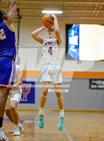 Thumbnail 2 in Chilton County vs Thorsby (Chilton County Tournament) photogallery.