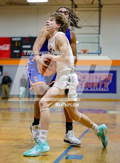 Thumbnail 2 in Chilton County vs Thorsby (Chilton County Tournament) photogallery.