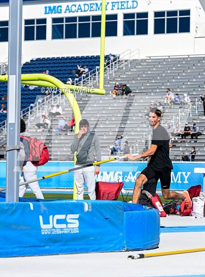 Thumbnail 2 in IMG Academy Invitational (Field Events) photogallery.