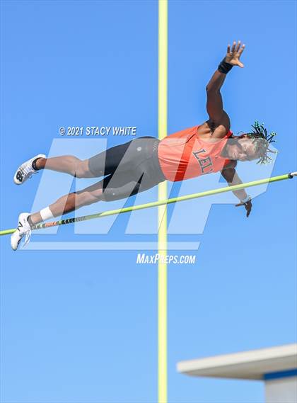 Thumbnail 3 in IMG Academy Invitational (Field Events) photogallery.
