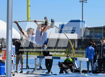 Thumbnail 2 in IMG Academy Invitational (Field Events) photogallery.