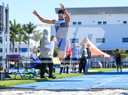 Thumbnail 2 in IMG Academy Invitational (Field Events) photogallery.