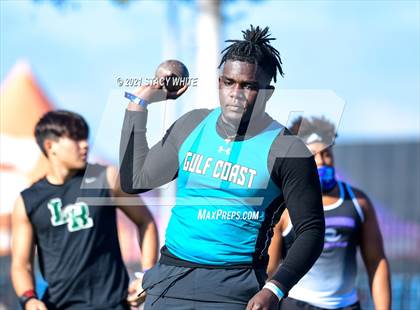 Thumbnail 2 in IMG Academy Invitational (Field Events) photogallery.