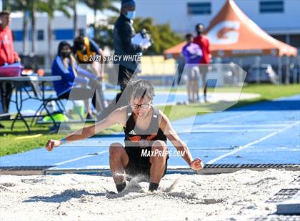 Thumbnail 1 in IMG Academy Invitational (Field Events) photogallery.