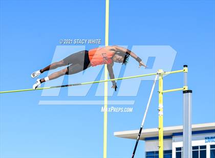Thumbnail 2 in IMG Academy Invitational (Field Events) photogallery.