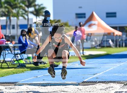 Thumbnail 3 in IMG Academy Invitational (Field Events) photogallery.