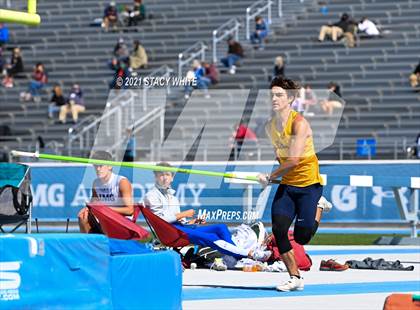 Thumbnail 3 in IMG Academy Invitational (Field Events) photogallery.