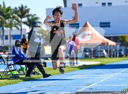 Thumbnail 2 in IMG Academy Invitational (Field Events) photogallery.