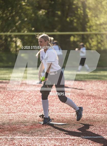Thumbnail 1 in Hillsboro @ Wilsonville photogallery.