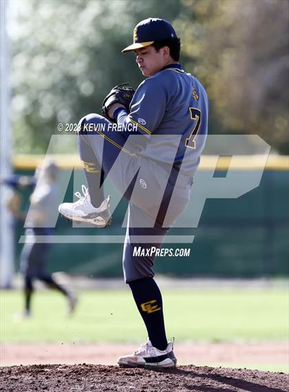 Thumbnail 2 in Crean Lutheran vs. Dakota Ridge (Coach Bob Invitational) photogallery.