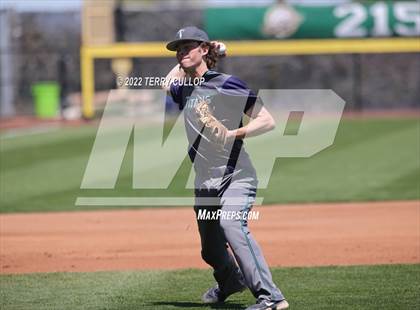 Thumbnail 2 in Syracuse vs. Kearns (UHSAA 6A Regionals Game 2) photogallery.