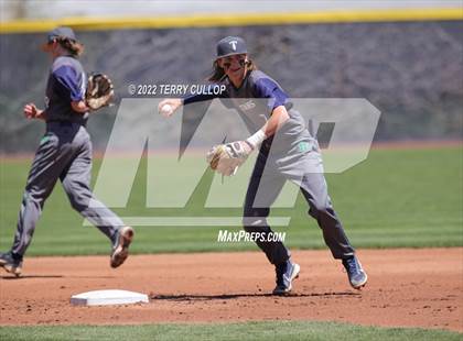 Thumbnail 3 in Syracuse vs. Kearns (UHSAA 6A Regionals Game 2) photogallery.