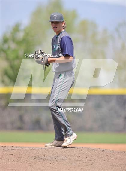 Thumbnail 1 in Syracuse vs. Kearns (UHSAA 6A Regionals Game 2) photogallery.