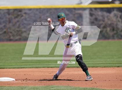 Thumbnail 3 in Syracuse vs. Kearns (UHSAA 6A Regionals Game 2) photogallery.