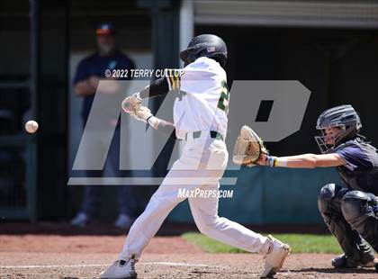 Thumbnail 1 in Syracuse vs. Kearns (UHSAA 6A Regionals Game 2) photogallery.