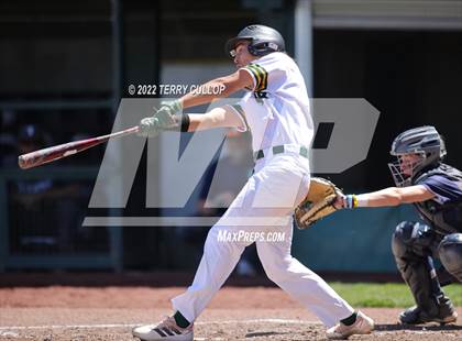 Thumbnail 2 in Syracuse vs. Kearns (UHSAA 6A Regionals Game 2) photogallery.