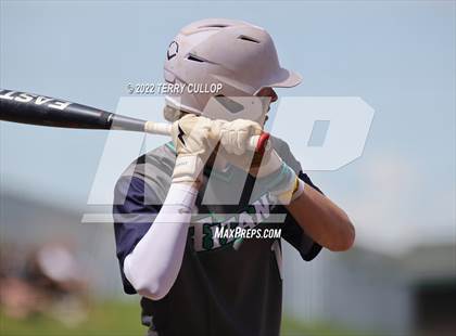 Thumbnail 2 in Syracuse vs. Kearns (UHSAA 6A Regionals Game 2) photogallery.