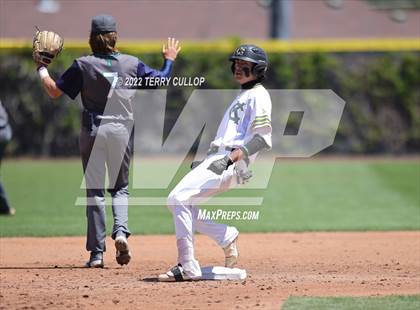 Thumbnail 3 in Syracuse vs. Kearns (UHSAA 6A Regionals Game 2) photogallery.