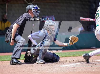 Thumbnail 3 in Syracuse vs. Kearns (UHSAA 6A Regionals Game 2) photogallery.