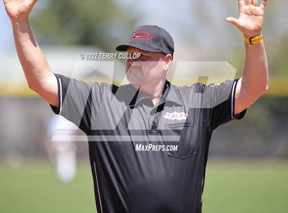 Thumbnail 2 in Syracuse vs. Kearns (UHSAA 6A Regionals Game 2) photogallery.