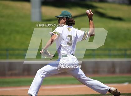 Thumbnail 2 in Syracuse vs. Kearns (UHSAA 6A Regionals Game 2) photogallery.