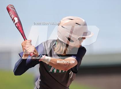 Thumbnail 1 in Syracuse vs. Kearns (UHSAA 6A Regionals Game 2) photogallery.