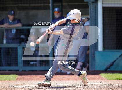 Thumbnail 2 in Syracuse vs. Kearns (UHSAA 6A Regionals Game 2) photogallery.