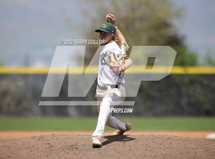 Thumbnail 2 in Syracuse vs. Kearns (UHSAA 6A Regionals Game 2) photogallery.