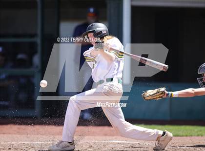 Thumbnail 3 in Syracuse vs. Kearns (UHSAA 6A Regionals Game 2) photogallery.