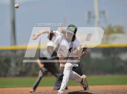 Thumbnail 1 in Syracuse vs. Kearns (UHSAA 6A Regionals Game 2) photogallery.