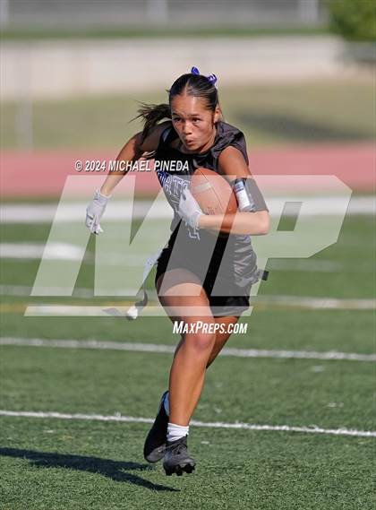 Thumbnail 1 in Irvine @ Portola photogallery.