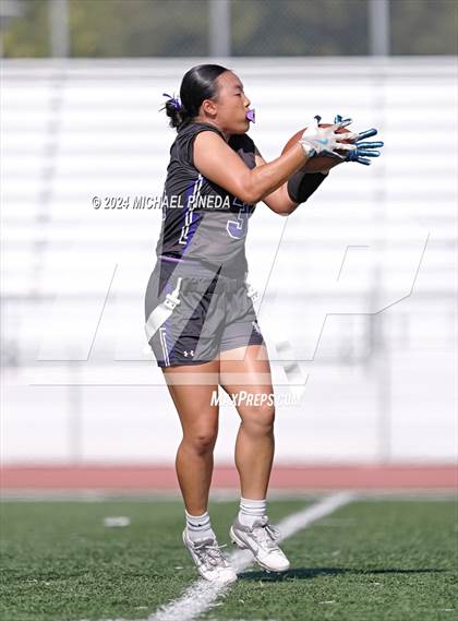 Thumbnail 1 in Irvine @ Portola photogallery.