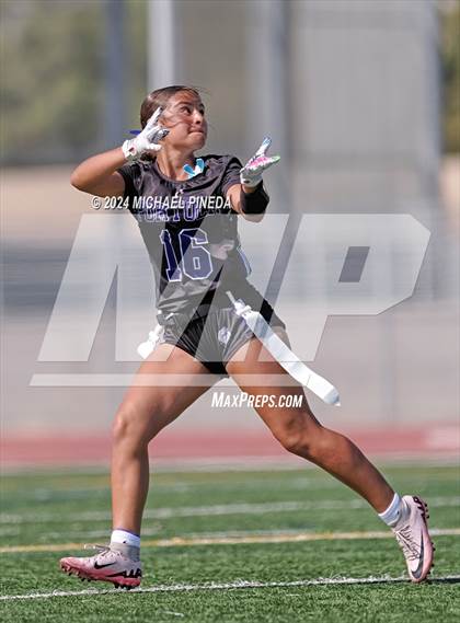 Thumbnail 1 in Irvine @ Portola photogallery.