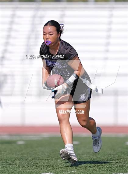 Thumbnail 1 in Irvine @ Portola photogallery.