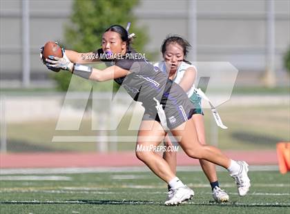 Thumbnail 3 in Irvine @ Portola photogallery.