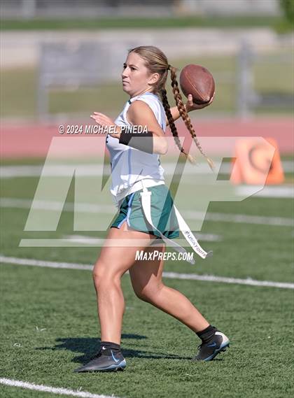 Thumbnail 1 in Irvine @ Portola photogallery.