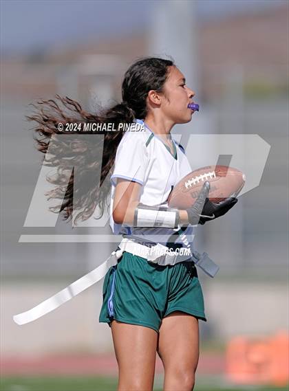 Thumbnail 2 in Irvine @ Portola photogallery.