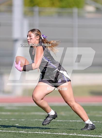Thumbnail 1 in Irvine @ Portola photogallery.