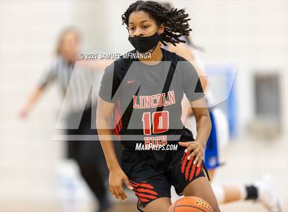 Thumbnail 3 in Lincoln High @ Lincoln East photogallery.