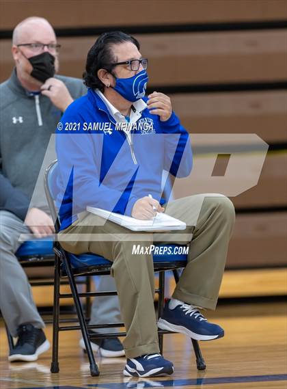 Thumbnail 3 in Lincoln High @ Lincoln East photogallery.