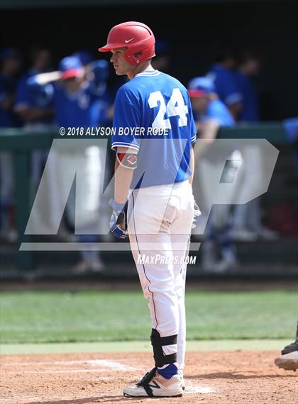 Thumbnail 2 in Mountain View vs. Basic (The Boras Classic) photogallery.