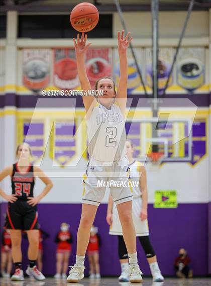 Thumbnail 3 in Hodgeman County vs Trego (Trego Purple and Gold Tournament) photogallery.