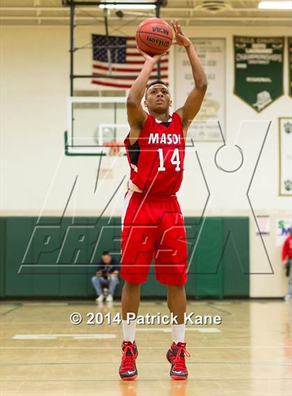 Thumbnail 2 in Mason vs. Falls Church (Joe Cascio Holiday Classic) photogallery.