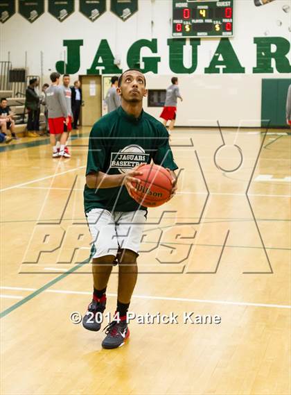 Thumbnail 1 in Mason vs. Falls Church (Joe Cascio Holiday Classic) photogallery.