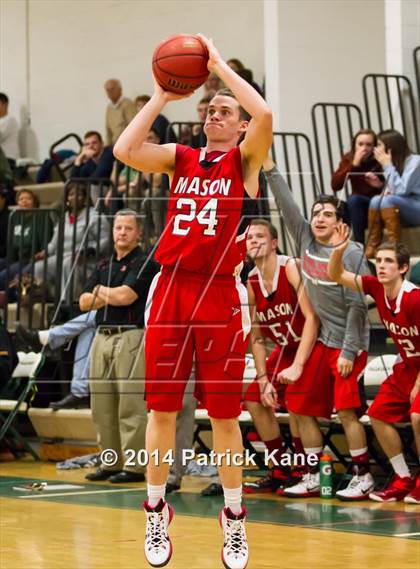Thumbnail 2 in Mason vs. Falls Church (Joe Cascio Holiday Classic) photogallery.
