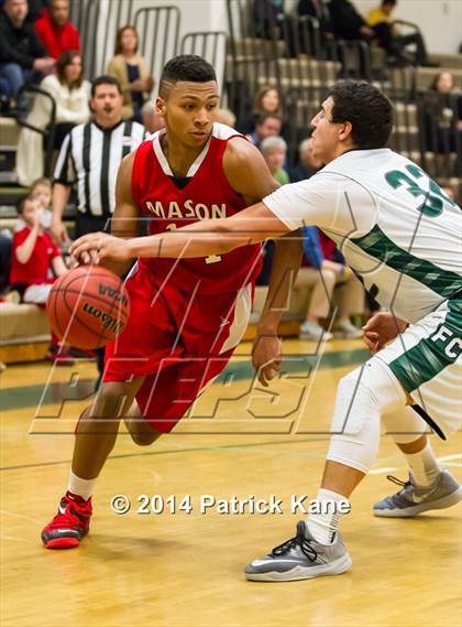 Thumbnail 2 in Mason vs. Falls Church (Joe Cascio Holiday Classic) photogallery.